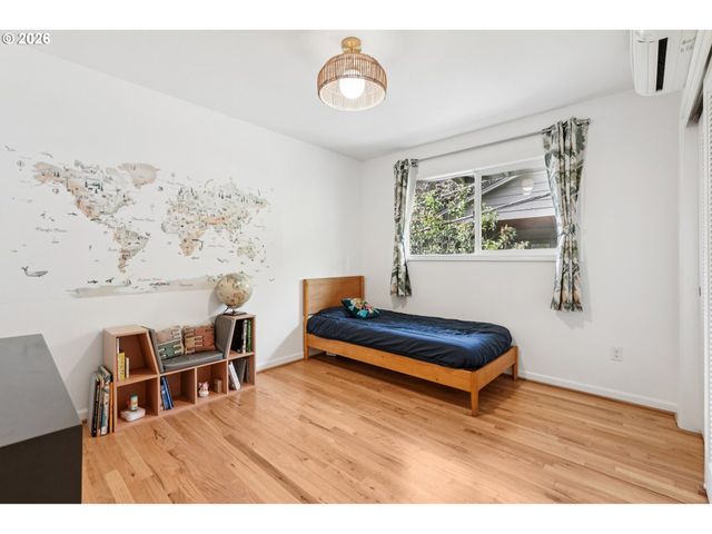 7225 Sw 13TH Ave, Portland, OR 97219
