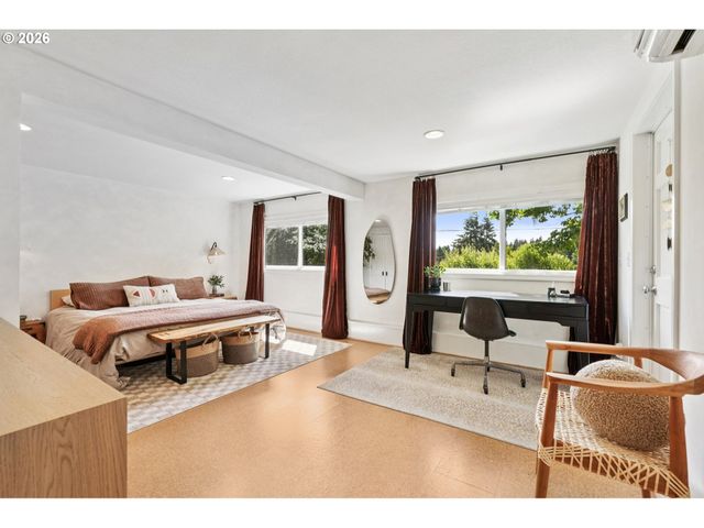 7225 Sw 13TH Ave, Portland, OR 97219