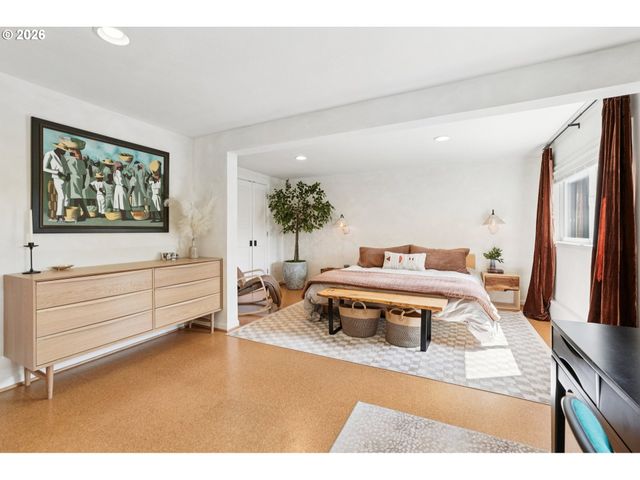 7225 Sw 13TH Ave, Portland, OR 97219