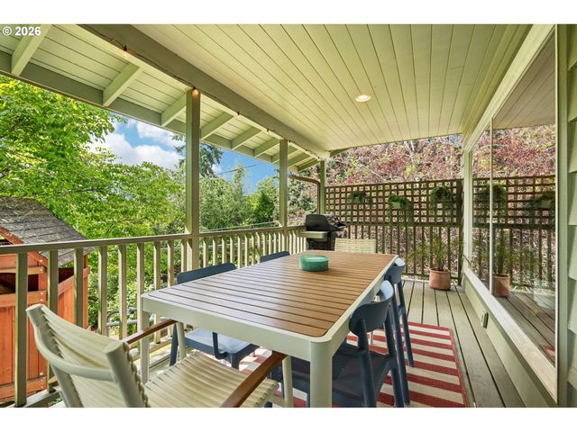 7225 Sw 13TH Ave, Portland, OR 97219