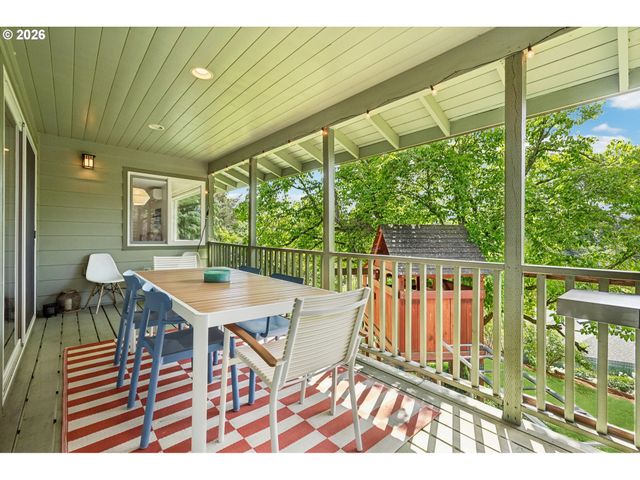 7225 Sw 13TH Ave, Portland, OR 97219