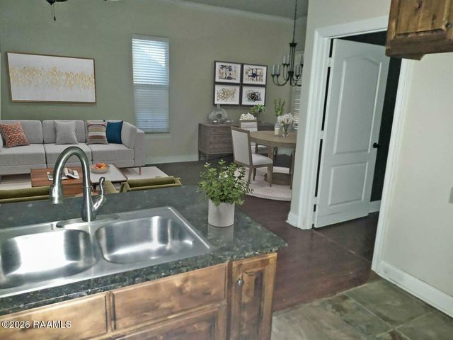 101 Adler Place, Youngsville, LA 70592