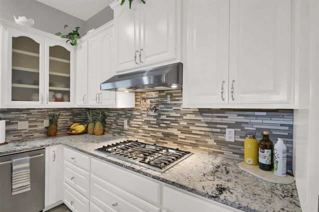 3498 County Road 464, Elgin, TX 78621