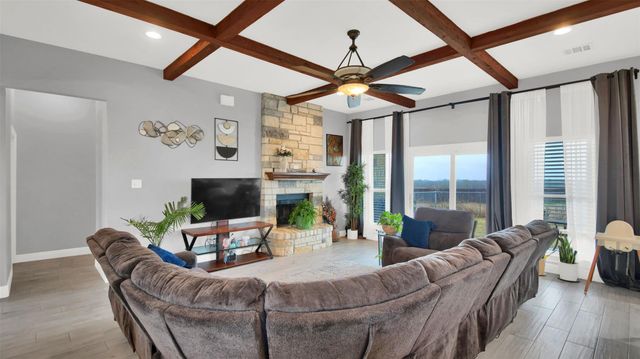 3498 County Road 464, Elgin, TX 78621