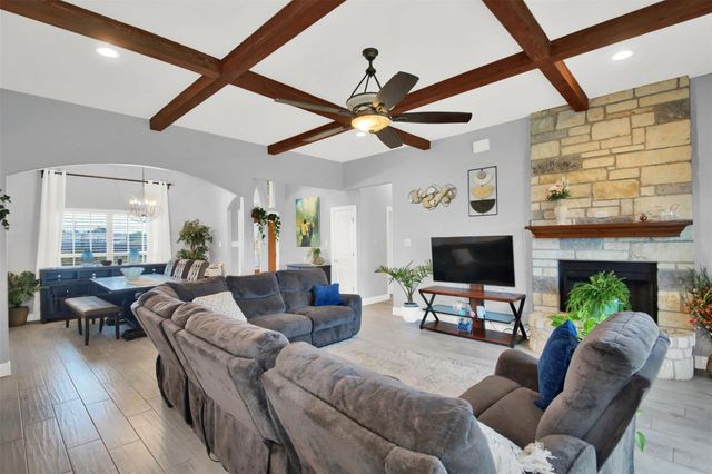 3498 County Road 464, Elgin, TX 78621