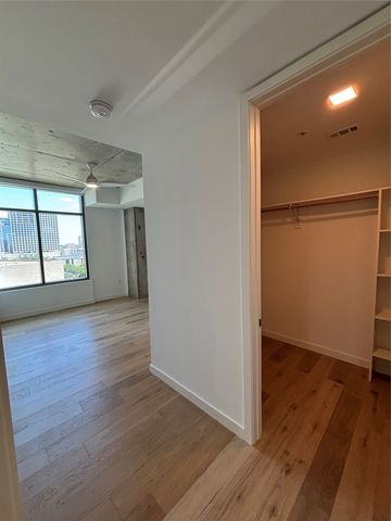 1801 N Pearl Street 3912, Dallas, TX 75201