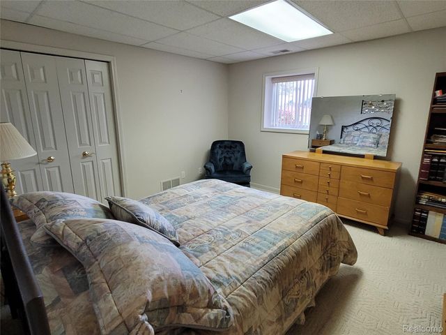 6095 Steeplechase Drive, Grand Blanc, MI 48439