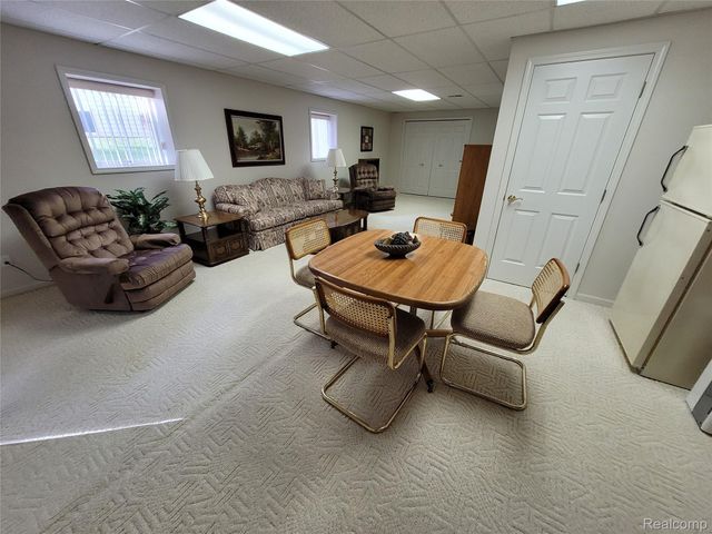 6095 Steeplechase Drive, Grand Blanc, MI 48439