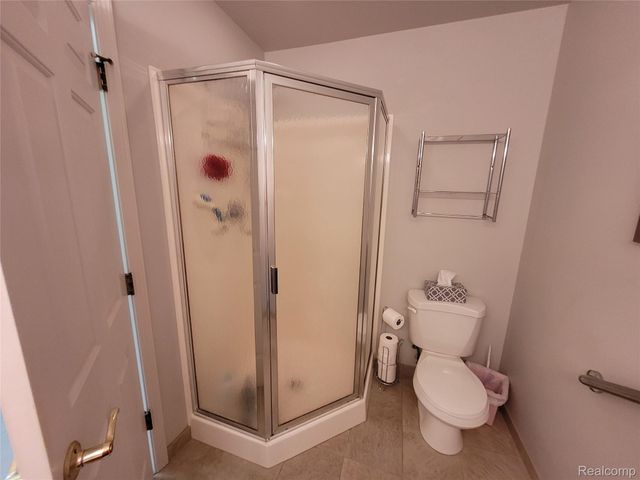 6095 Steeplechase Drive, Grand Blanc, MI 48439