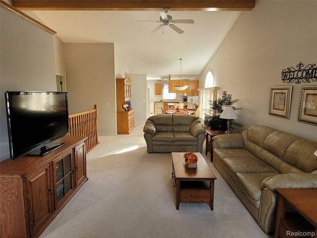 6095 Steeplechase Drive, Grand Blanc, MI 48439