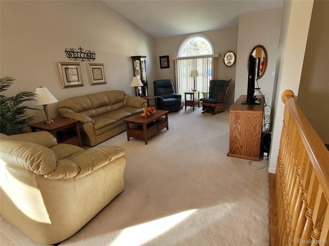 6095 Steeplechase Drive, Grand Blanc, MI 48439