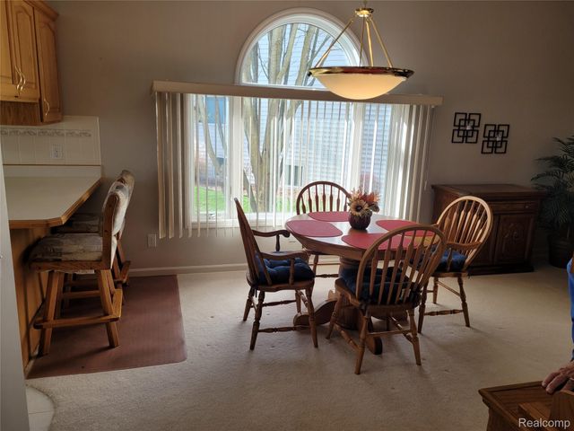 6095 Steeplechase Drive, Grand Blanc, MI 48439