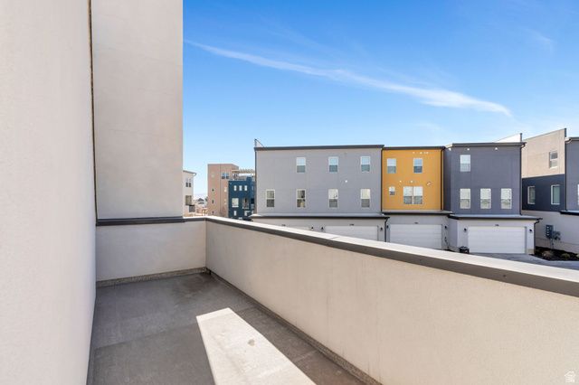 10758 S PORCINI DR, South Jordan, UT 84009