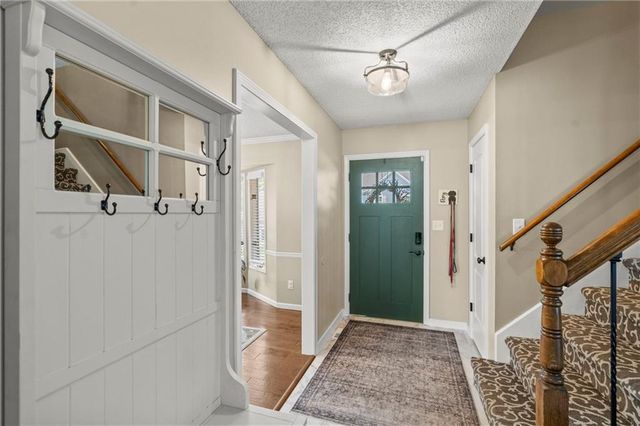 2108 SW Brookshire Drive, Blue Springs, MO 64015