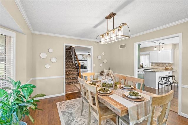 2108 SW Brookshire Drive, Blue Springs, MO 64015