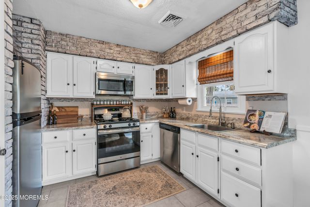 1012 E Panama Court, Forked River, NJ 08731