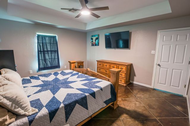 1727 Lcr 124, Mount Calm, TX 76673