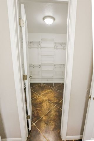 1727 Lcr 124, Mount Calm, TX 76673