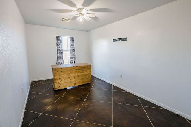 1727 Lcr 124, Mount Calm, TX 76673