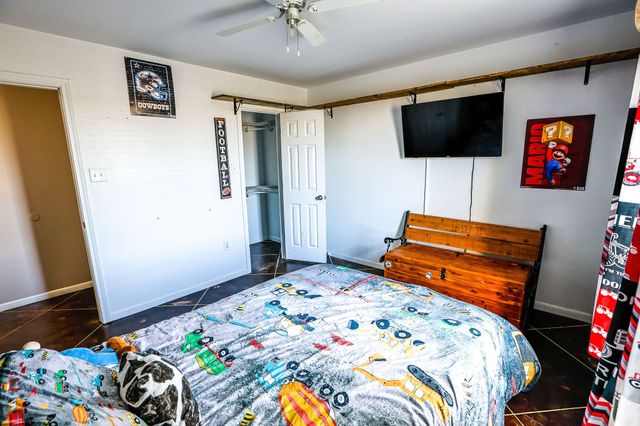 1727 Lcr 124, Mount Calm, TX 76673