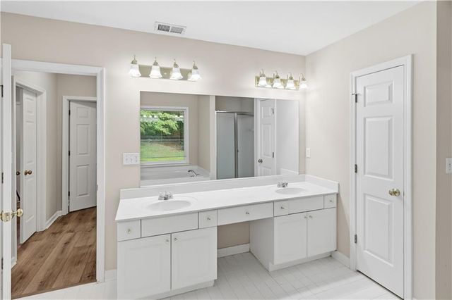 3203 Blowing Wind Way NW, Acworth, GA 30101