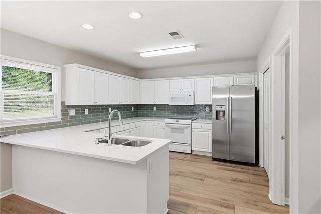 3203 Blowing Wind Way NW, Acworth, GA 30101