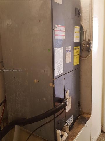 1870 NE 179th St, North Miami Beach, FL 33162