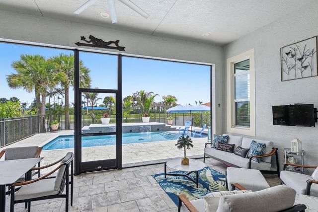 8653 SW Carrara Way, Port St. Lucie, FL 34987