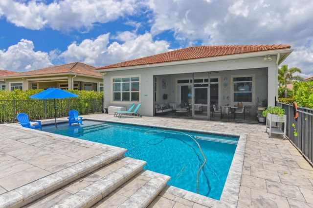 8653 SW Carrara Way, Port St. Lucie, FL 34987
