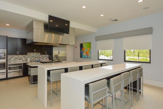 8653 SW Carrara Way, Port St. Lucie, FL 34987