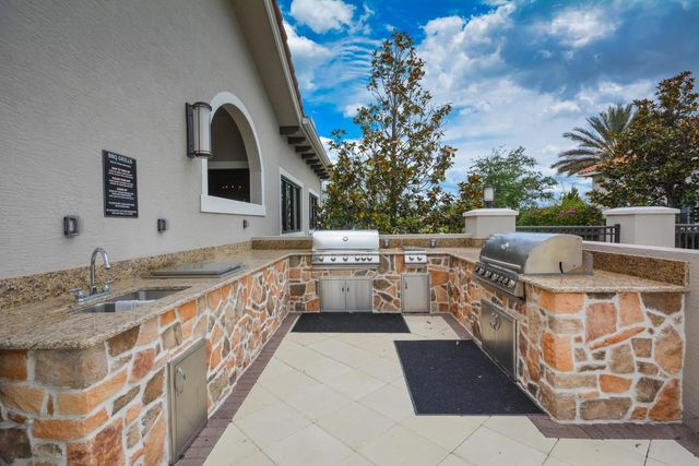 8653 SW Carrara Way, Port St. Lucie, FL 34987