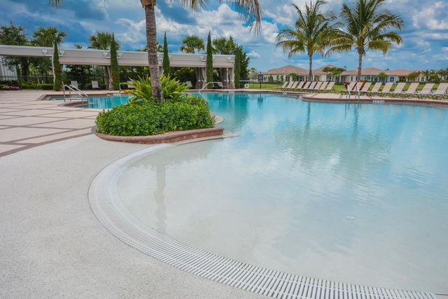 8653 SW Carrara Way, Port St. Lucie, FL 34987