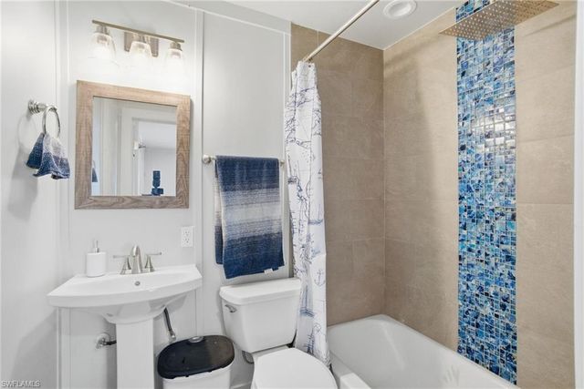 1286 Venetian WAY, Naples, FL 34110