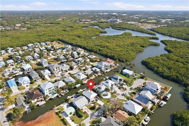 1286 Venetian WAY, Naples, FL 34110