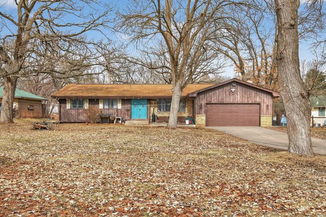 8436 Palm Street NW, Coon Rapids, MN 55433