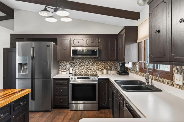 8436 Palm Street NW, Coon Rapids, MN 55433