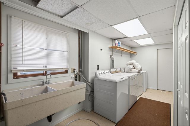 8436 Palm Street NW, Coon Rapids, MN 55433