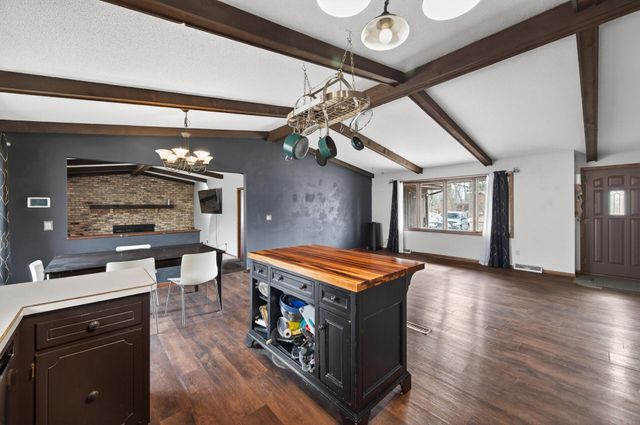 8436 Palm Street NW, Coon Rapids, MN 55433