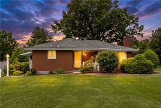 1705 Arona Road, Hempfield Twp, PA 15642