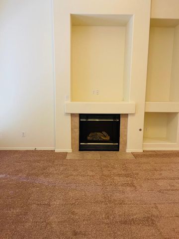 8201 W Quail Avenue, Peoria, AZ 85382