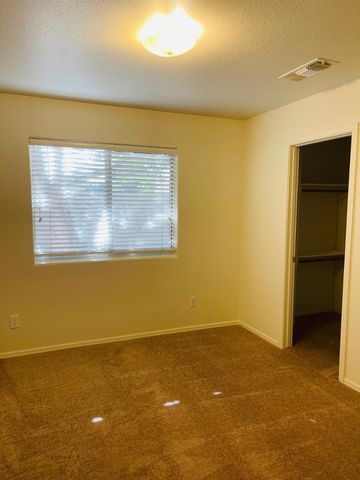 8201 W Quail Avenue, Peoria, AZ 85382