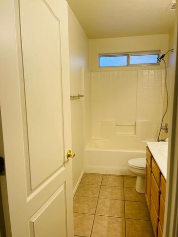 8201 W Quail Avenue, Peoria, AZ 85382