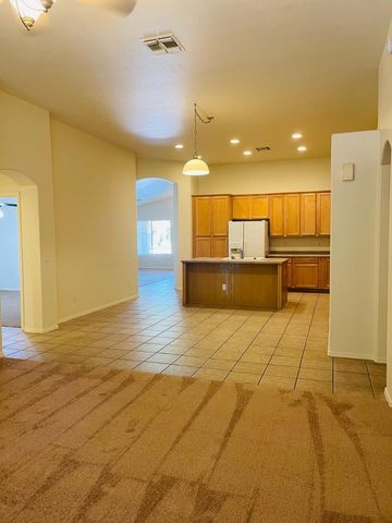 8201 W Quail Avenue, Peoria, AZ 85382
