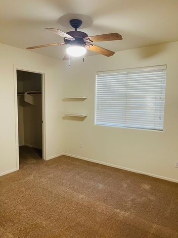 8201 W Quail Avenue, Peoria, AZ 85382