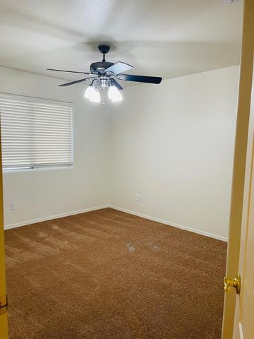 8201 W Quail Avenue, Peoria, AZ 85382