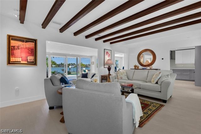 2143 Marina DR, Naples, FL 34102