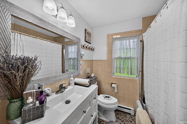 17835 Edgewood Walk, South Bend, IN 46635