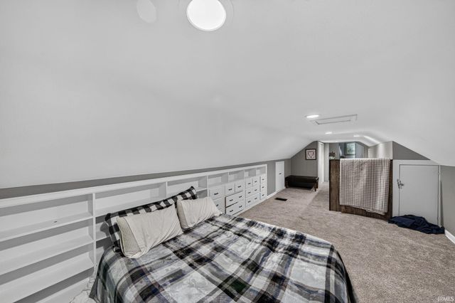 17835 Edgewood Walk, South Bend, IN 46635