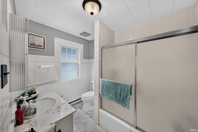 17835 Edgewood Walk, South Bend, IN 46635