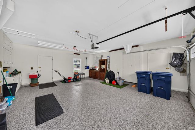 17835 Edgewood Walk, South Bend, IN 46635